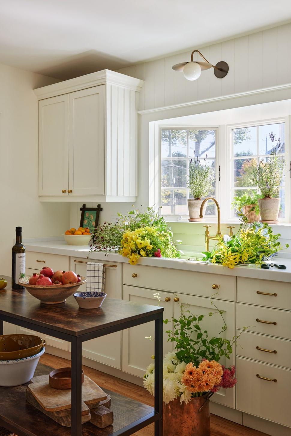 Gone Floral — kitchen
